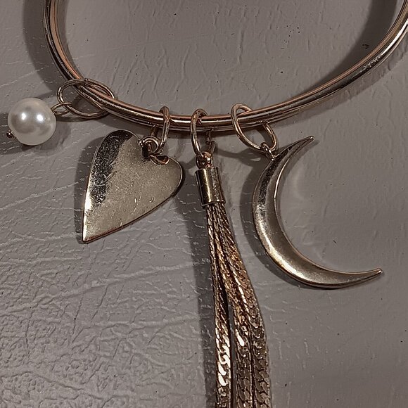 4 dangle charms bangle bracelet - heart, moon, faux pearl, tassel - Picture 3 of 8